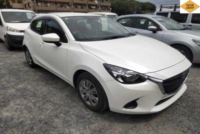 2017 Mazda Demio