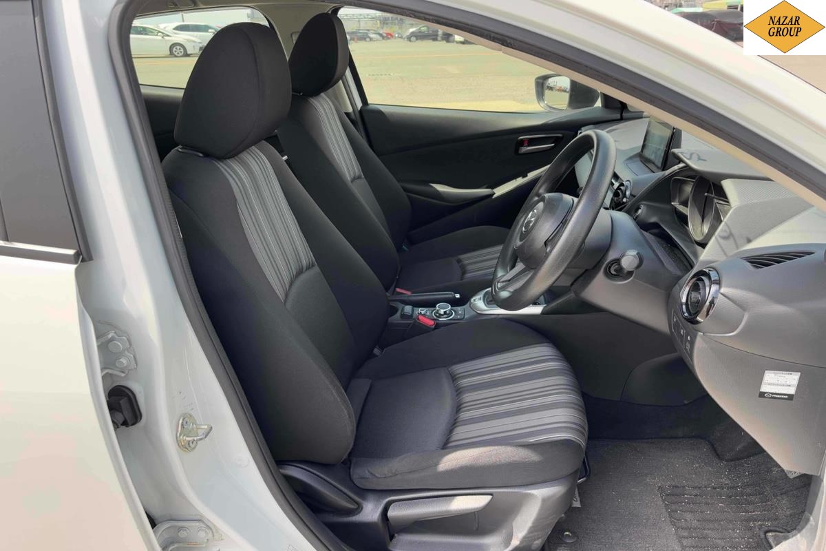 2017 Mazda Demio