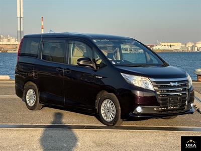 2015 Toyota Noah