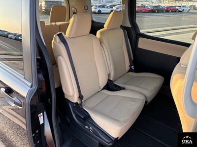 2015 Toyota Noah - Thumbnail