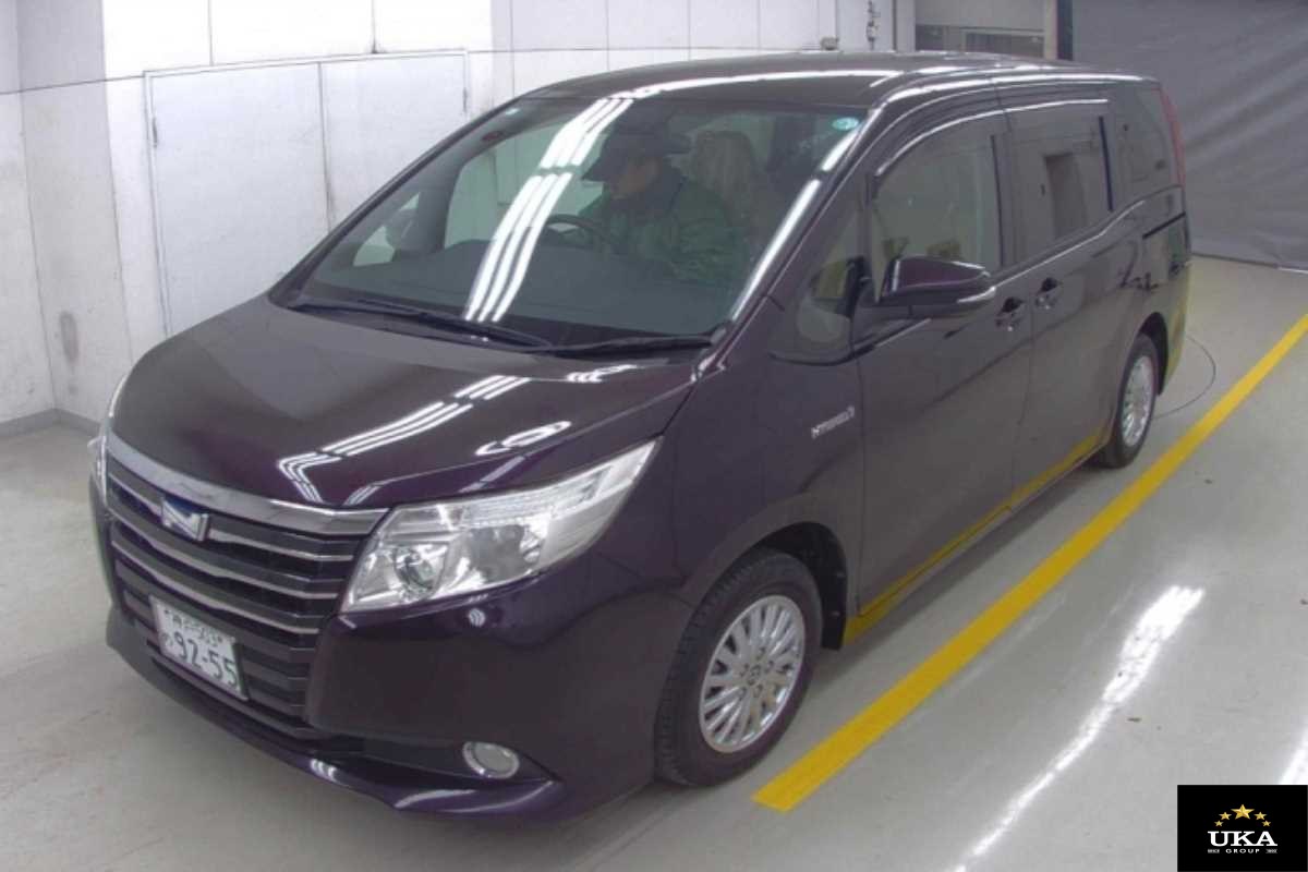 2015 Toyota Noah
