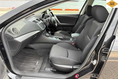 2012 Mazda Axela - Thumbnail