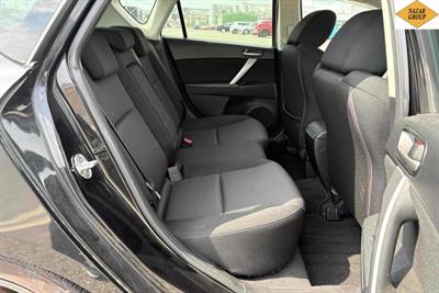 2012 Mazda Axela - Thumbnail