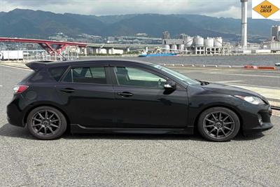 2012 Mazda Axela - Thumbnail