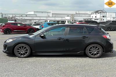 2012 Mazda Axela - Thumbnail