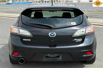 2012 Mazda Axela - Thumbnail