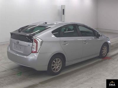2012 Toyota Prius - Thumbnail