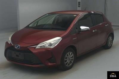 2017 Toyota Vitz