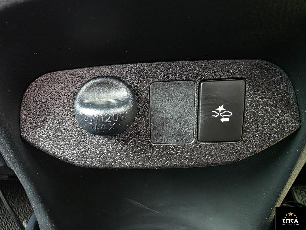 2017 Toyota Vitz