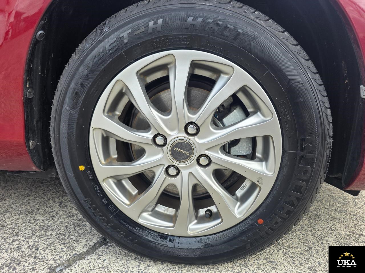 2017 Toyota Vitz