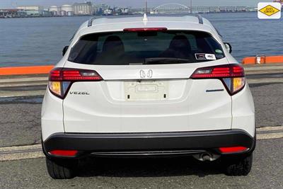 2014 Honda Vezel - Thumbnail