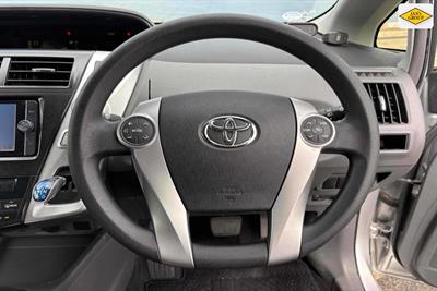 2013 Toyota Prius - Thumbnail