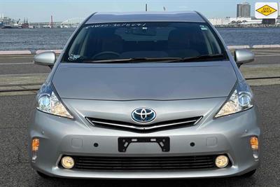 2013 Toyota Prius - Thumbnail