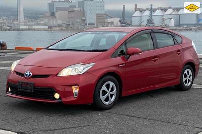 2012 Toyota Prius - Thumbnail