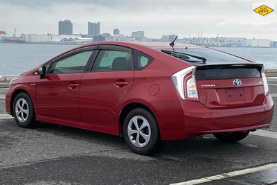 2012 Toyota Prius - Thumbnail