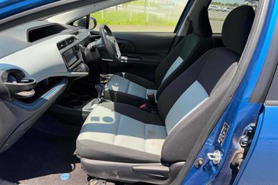 2014 Toyota Aqua - Thumbnail