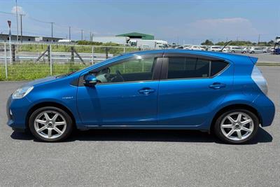 2014 Toyota Aqua - Thumbnail