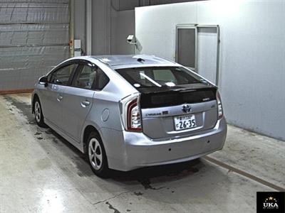 2012 Toyota Prius - Thumbnail