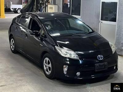 2014 Toyota Prius - Thumbnail