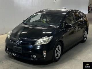 2014 Toyota Prius - Thumbnail