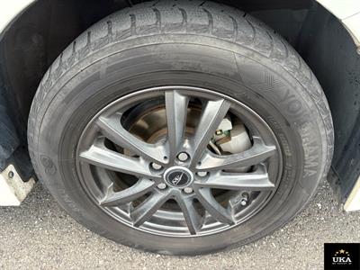 2015 Toyota Prius - Thumbnail