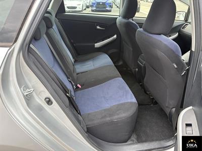 2012 Toyota Prius - Thumbnail