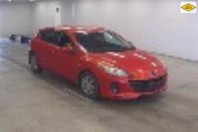 2013 Mazda Axela