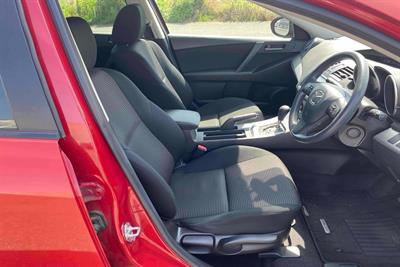 2013 Mazda Axela - Thumbnail