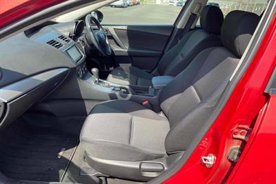 2013 Mazda Axela - Thumbnail
