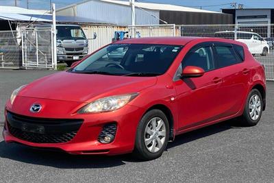 2013 Mazda Axela - Thumbnail