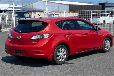 2013 Mazda Axela - Thumbnail