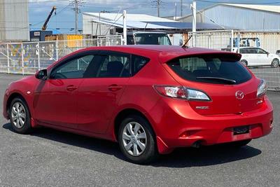 2013 Mazda Axela - Thumbnail