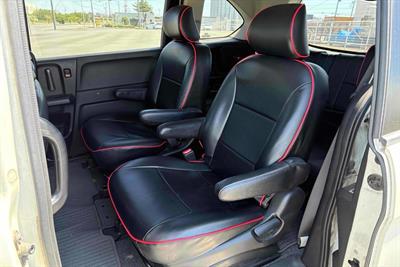 2013 Honda Freed - Thumbnail