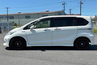 2013 Honda Freed - Thumbnail