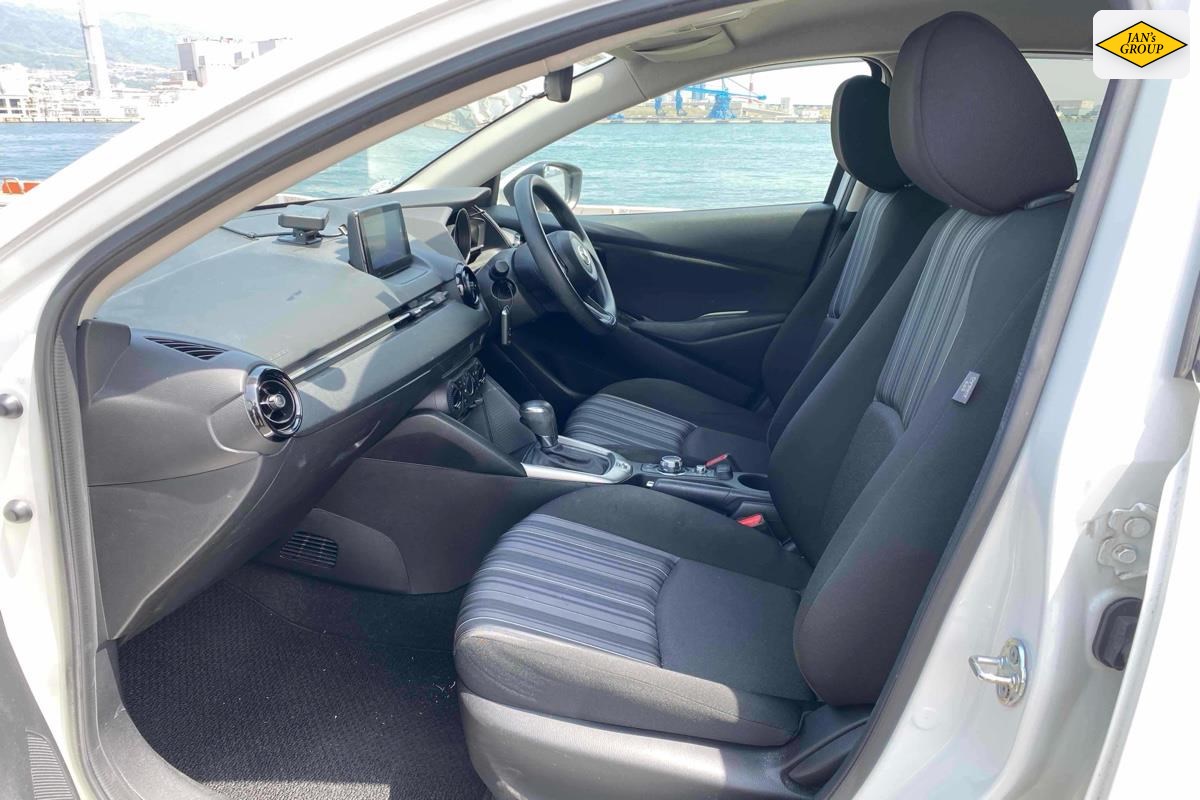 2020 Mazda Demio