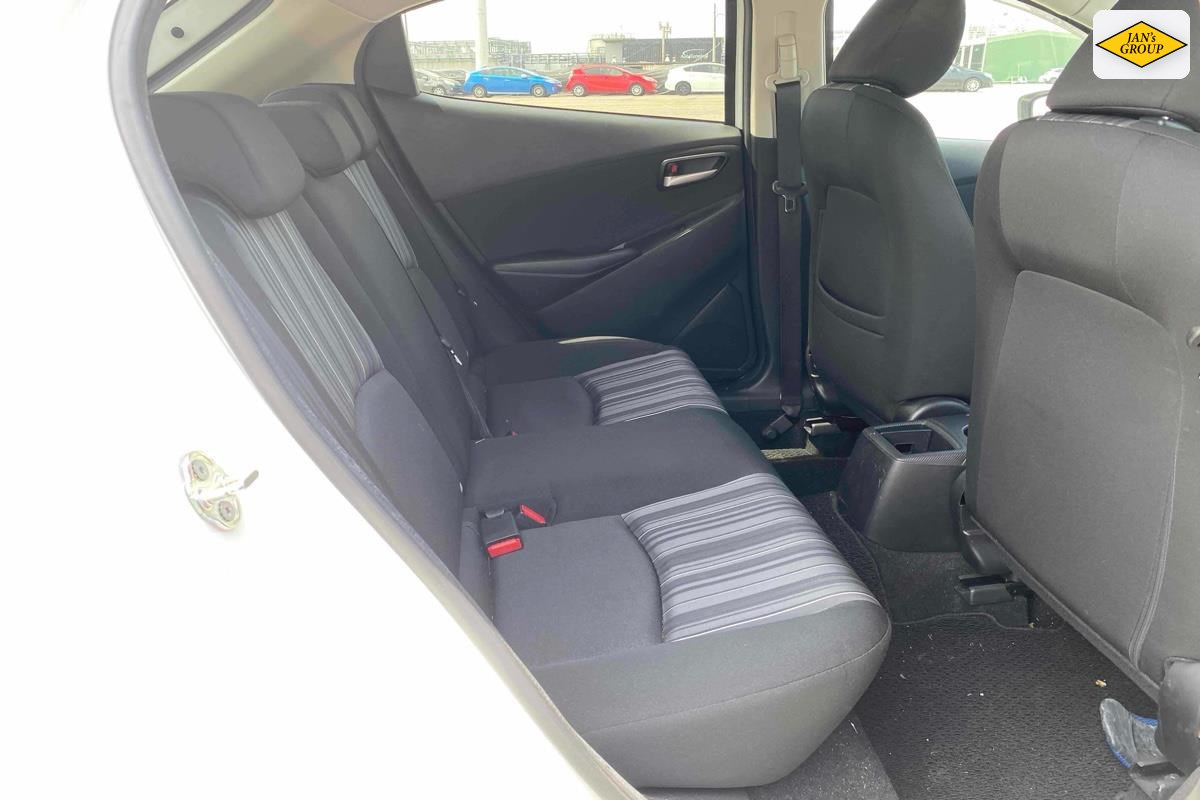 2020 Mazda Demio