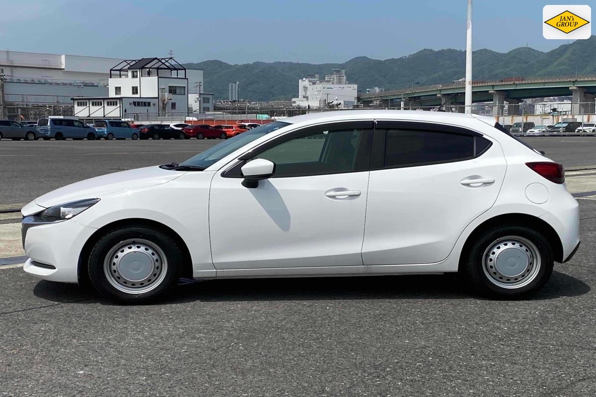 2020 Mazda Demio
