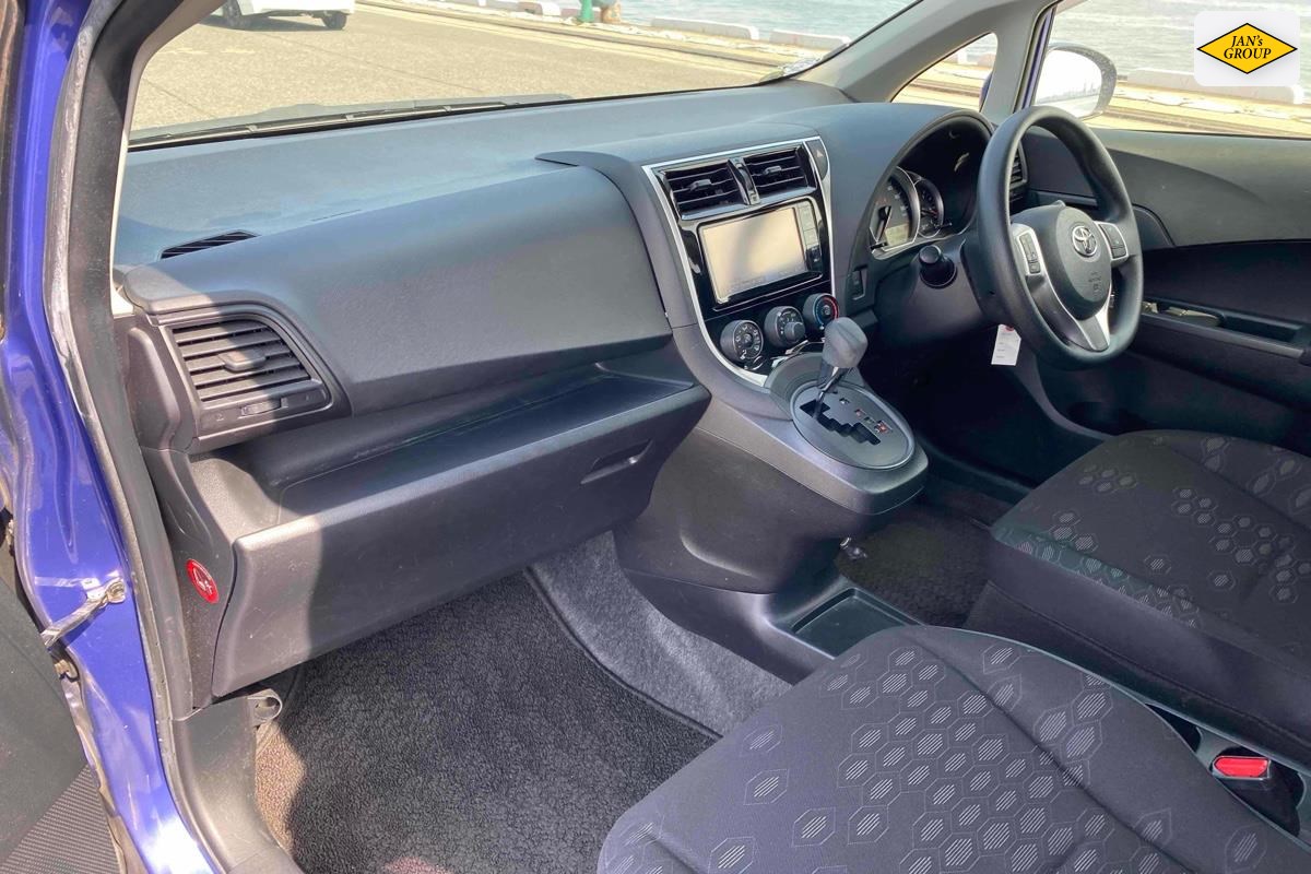 2015 Toyota Ractis