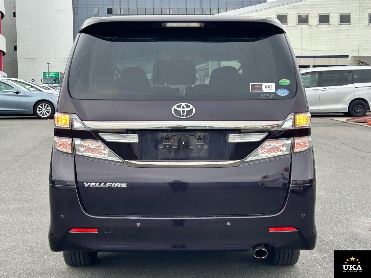 2013 Toyota Vellfire