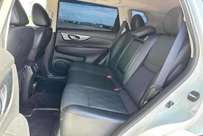 2016 Nissan X-Trail - Thumbnail