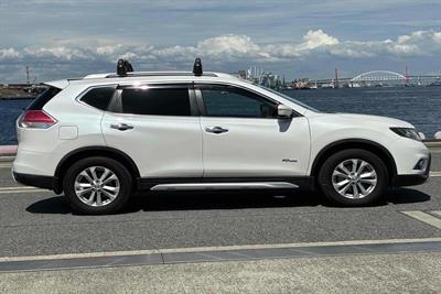 2016 Nissan X-Trail - Thumbnail
