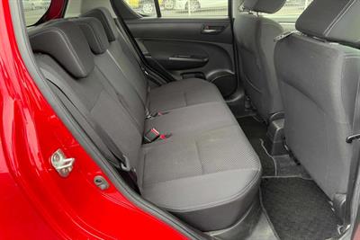 2016 Suzuki Swift - Thumbnail