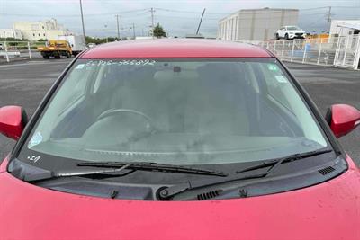 2016 Suzuki Swift - Thumbnail