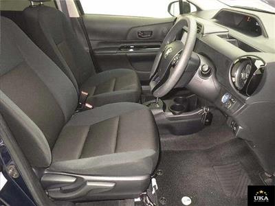 2017 Toyota Aqua - Thumbnail