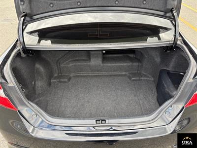 2013 Toyota Camry - Thumbnail