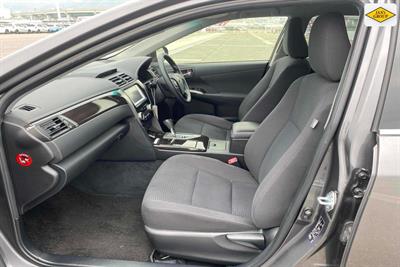 2013 Toyota Camry - Thumbnail