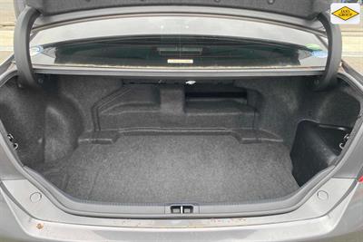 2013 Toyota Camry - Thumbnail