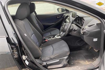 2014 Mazda Demio - Thumbnail