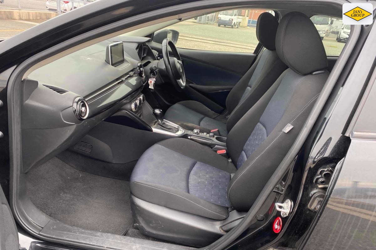 2014 Mazda Demio