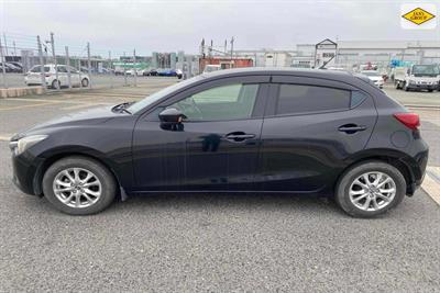 2014 Mazda Demio - Thumbnail